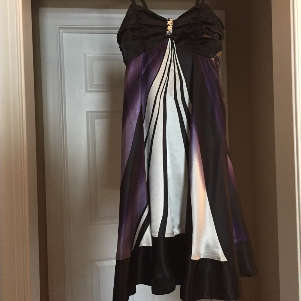 Purple, white, black short dress